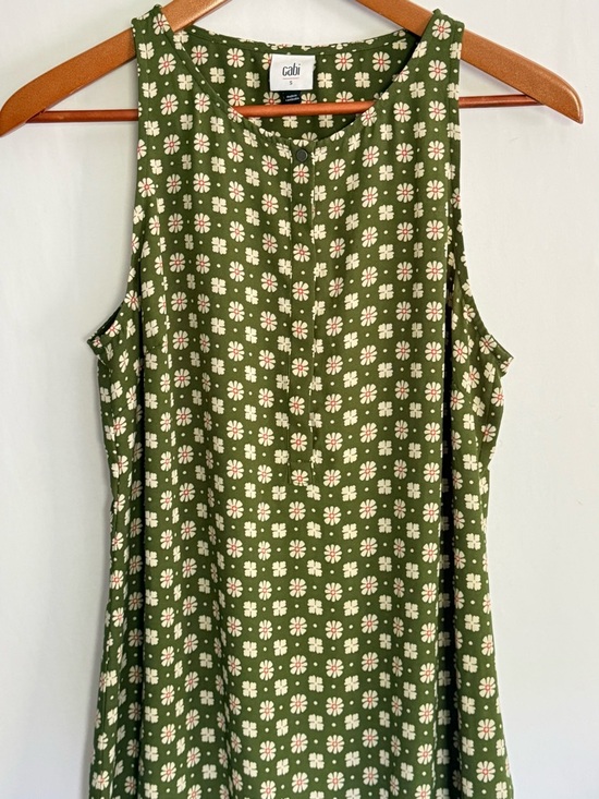 CAbi Tops - Sleeveless Floral Tank Top caBi Size Small Green Boho Lightweight